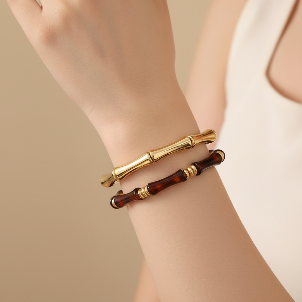 Bracelet Bangle porté au poignet - Style lifestyle Minélia